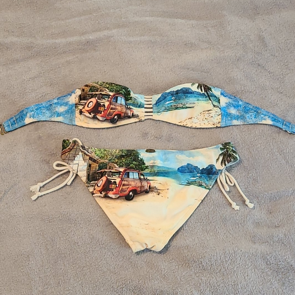 Bandeu bikini